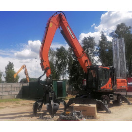 Колесный перегружатель Doosan Dx210wa с грейферным захватом и магнитной шайбой
